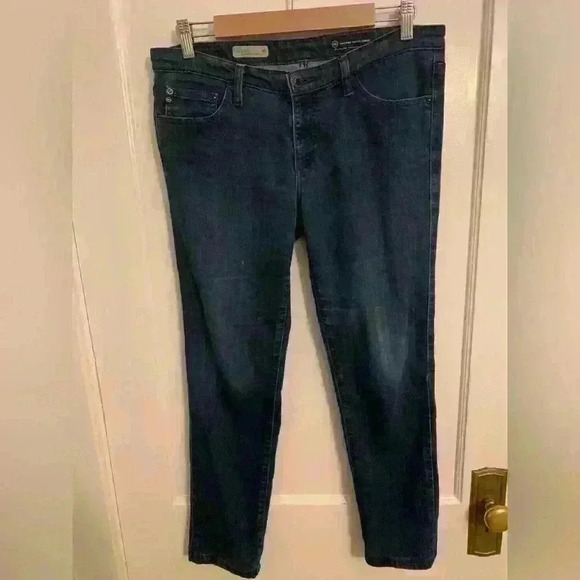 AG Adriano Goldschmied The Stilt Cigarette leg Jean, Womens size 31R - Picture 1 of 11